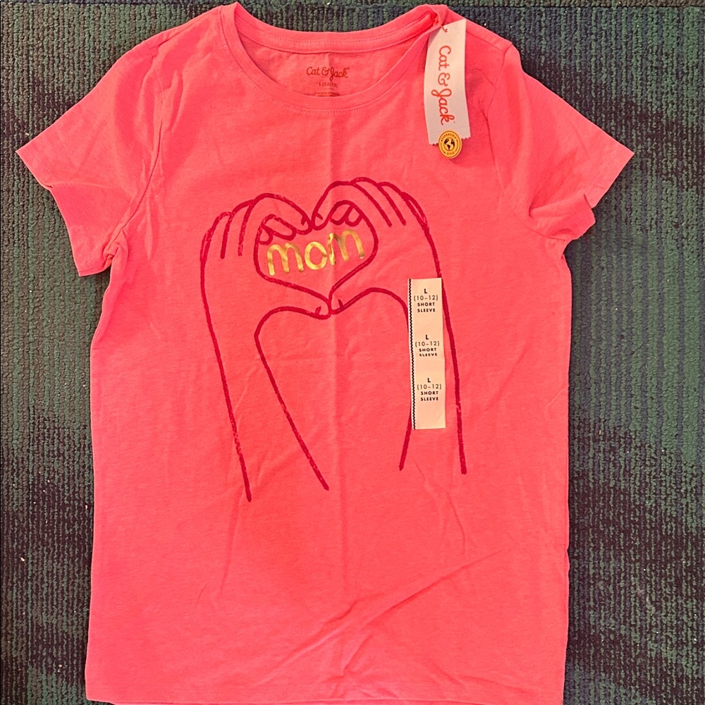 Cat & Jack Bright Pink Heart Hands Mom T-Shirt
